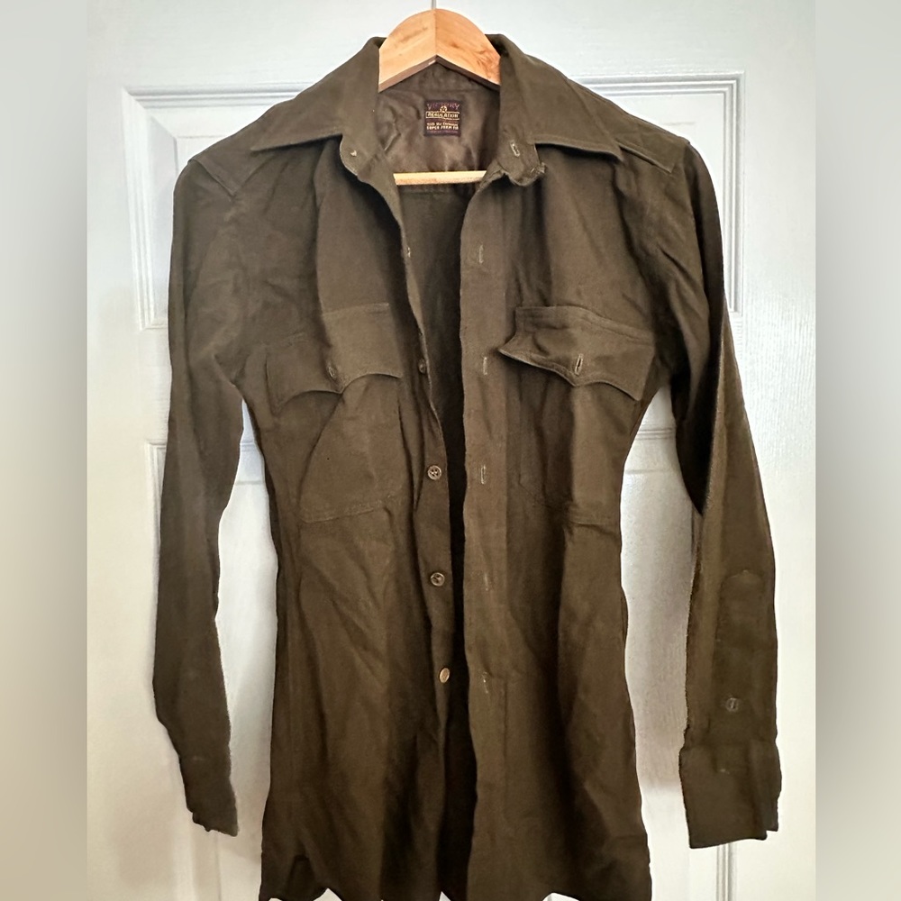 Victory regulation shirt button down